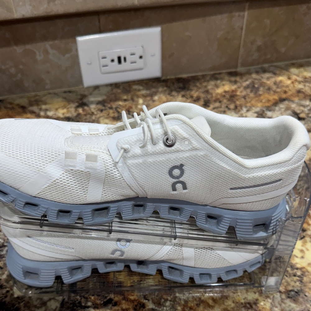 On Running White and Light Gray Athletic Shoes